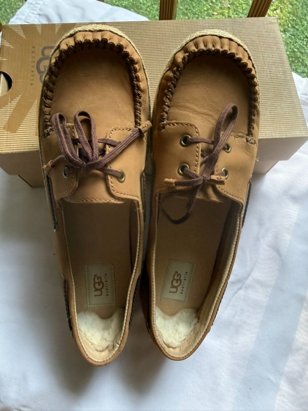 UGG Australia Tylin Chestnut Leather Moccasin Boat Shoes - Size 10 - NWB